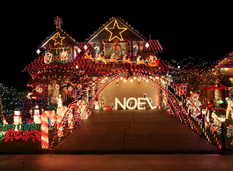 Christmas Lights Installation in Overland Park, KS