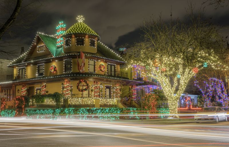 Holiday Lights Hanging in Overland Park, KS